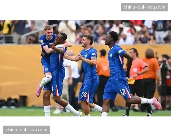 巴黎圣日耳曼3-0完胜梅斯,凭借朗斯失利重夺法甲榜首 巴黎圣日耳曼3-0完胜梅斯,凭借朗斯失利重夺法甲榜首